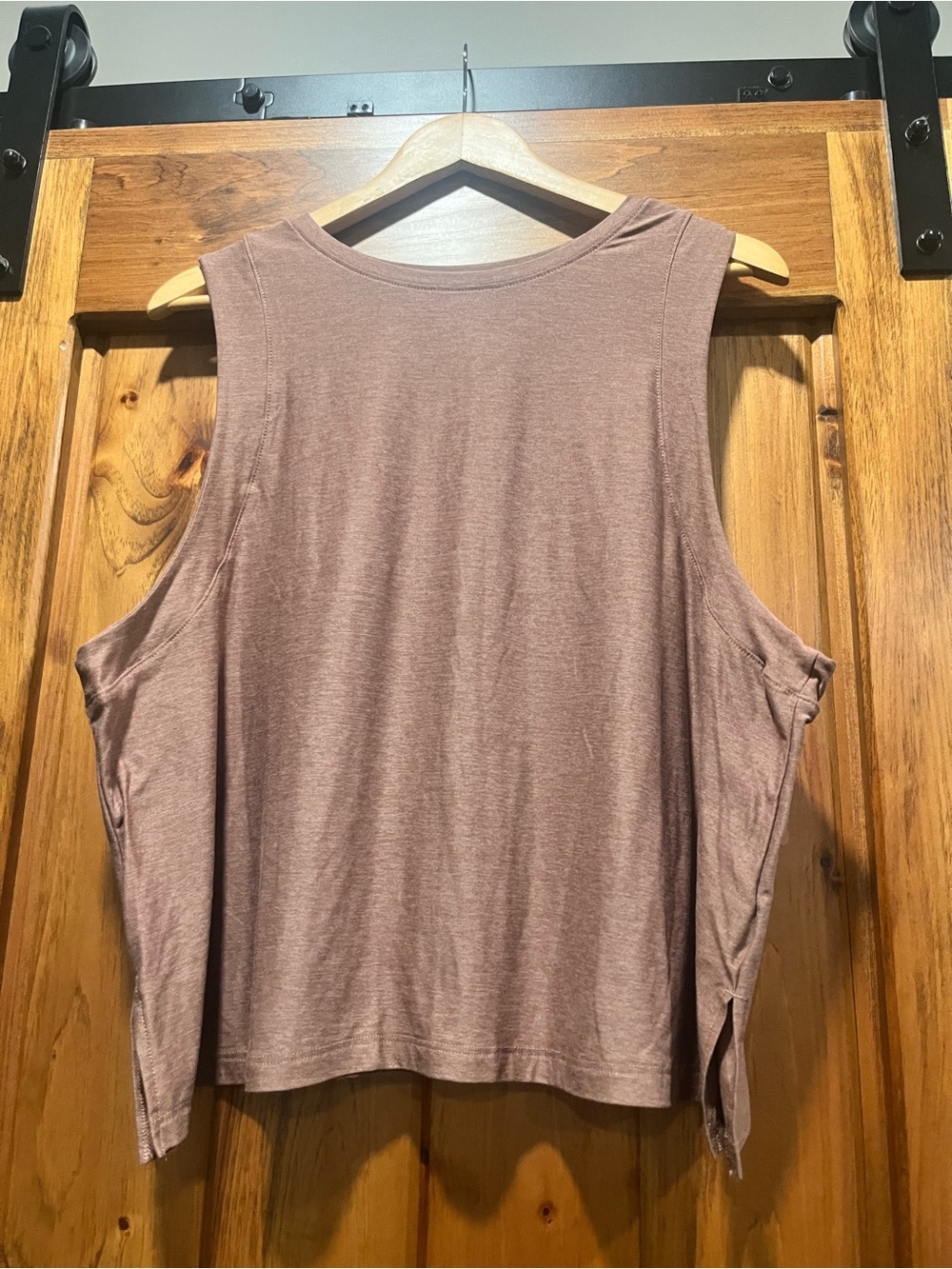 Old Navy Active Rust Colored Cropped Tank with Side Slits